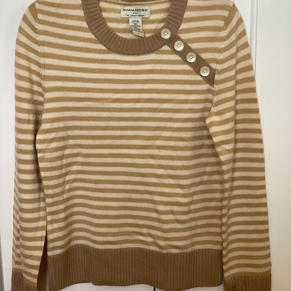 Banana Republic women sweater